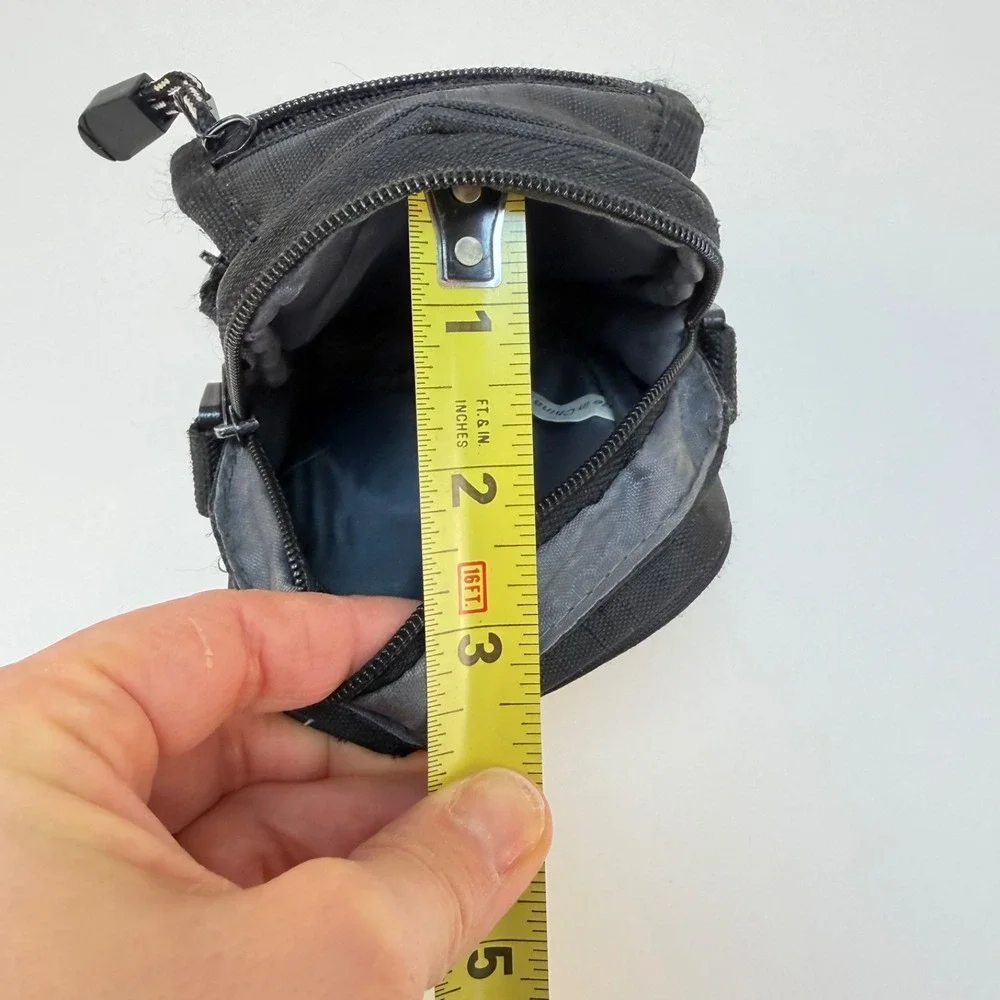 Samsonite Camera Bag Small 6x4in Black‎ with Belt Loop